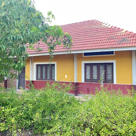 Villa Paradise Quest Nature Farmhouse à Kālapettai Extérieur photo