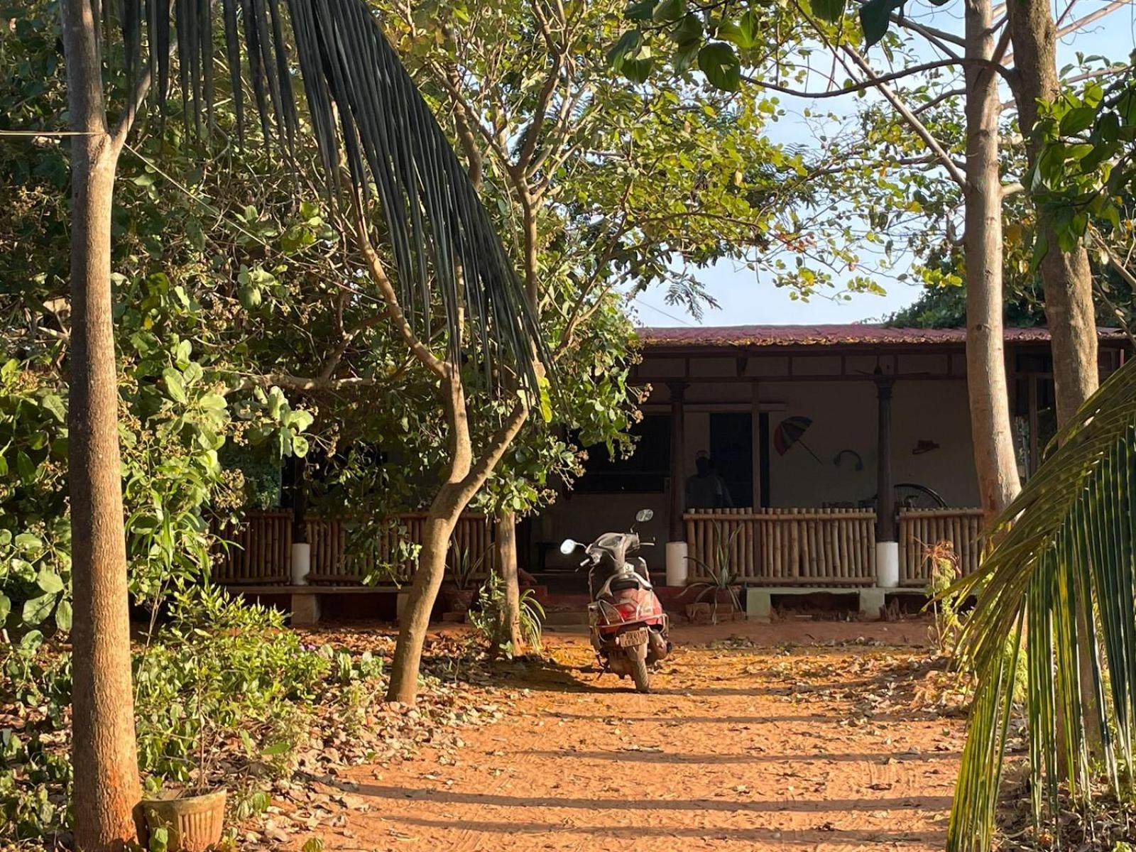 Villa Paradise Quest Nature Farmhouse à Kālapettai Extérieur photo