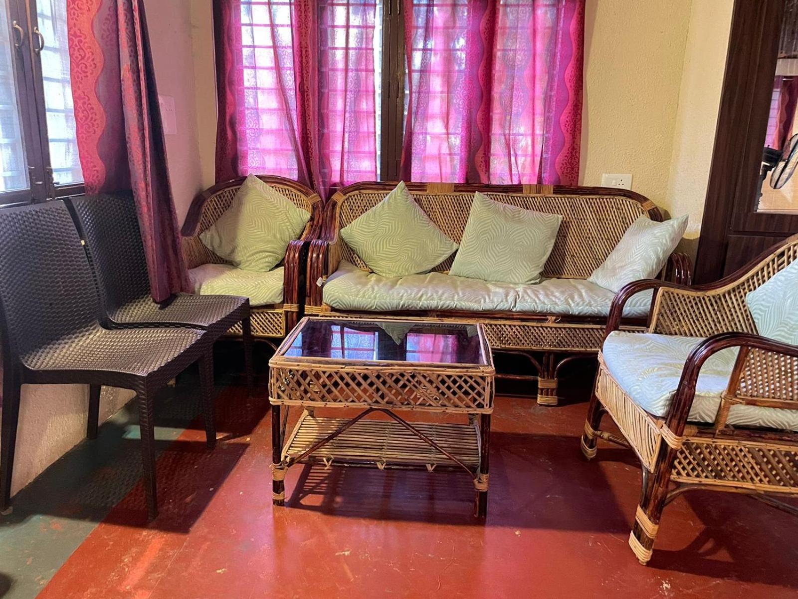 Villa Paradise Quest Nature Farmhouse à Kālapettai Extérieur photo